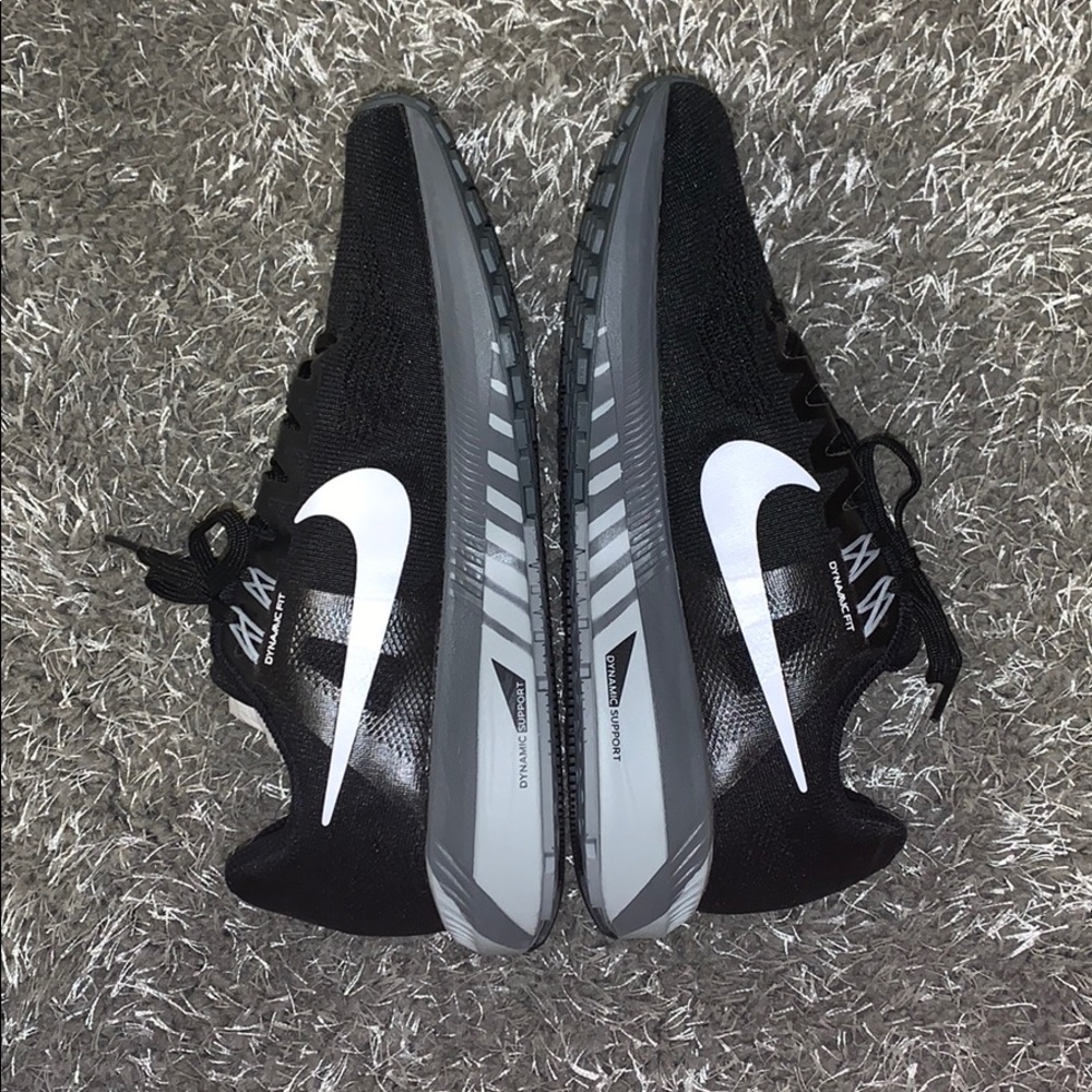 NIKE | Running Shoes